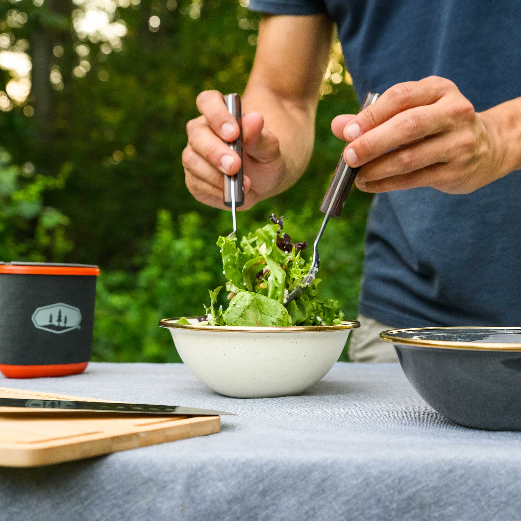 Mesa 4 Person Enamelware Table Set | GSI Outdoors