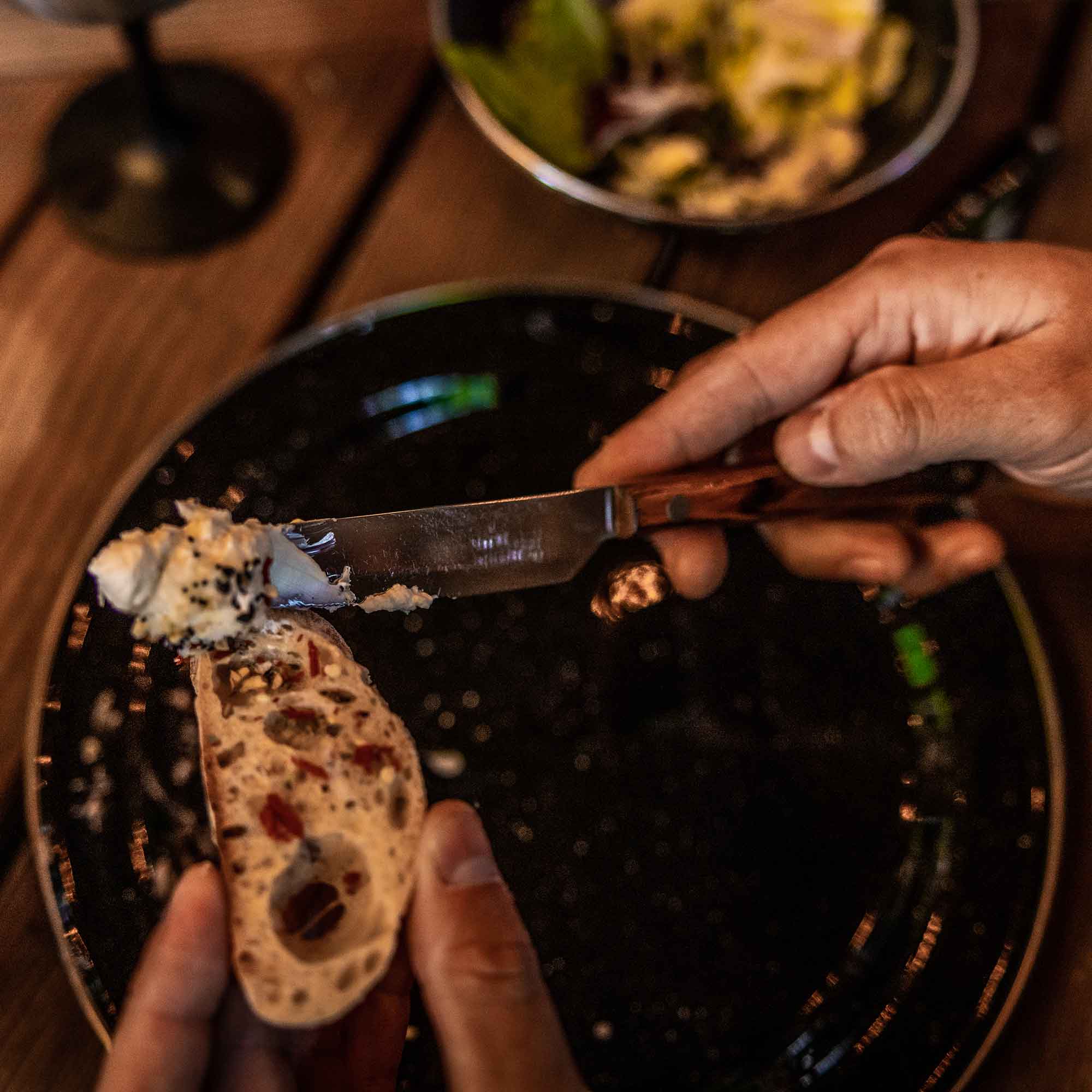 Rakau Table Knife