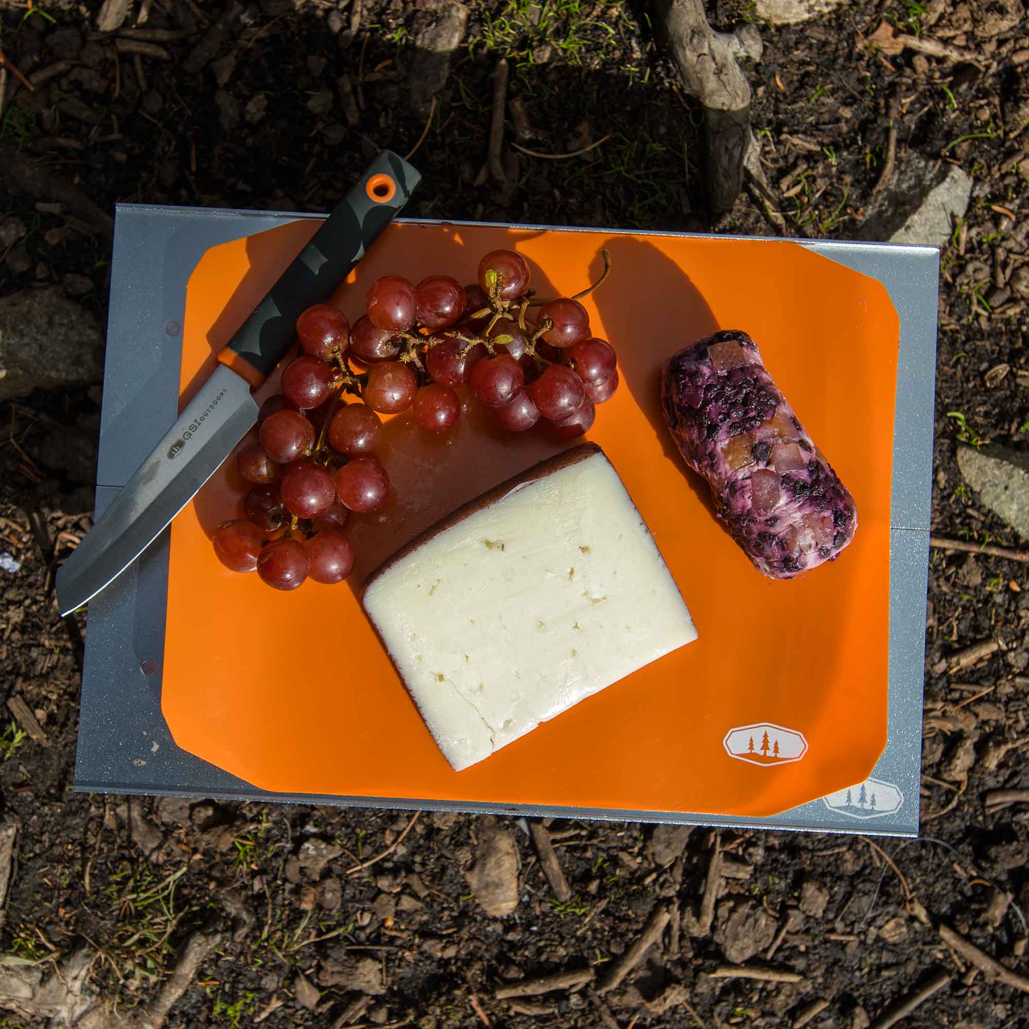 Santoku Cut+Prep Backpacking Cutting Board | GSI Outdoors